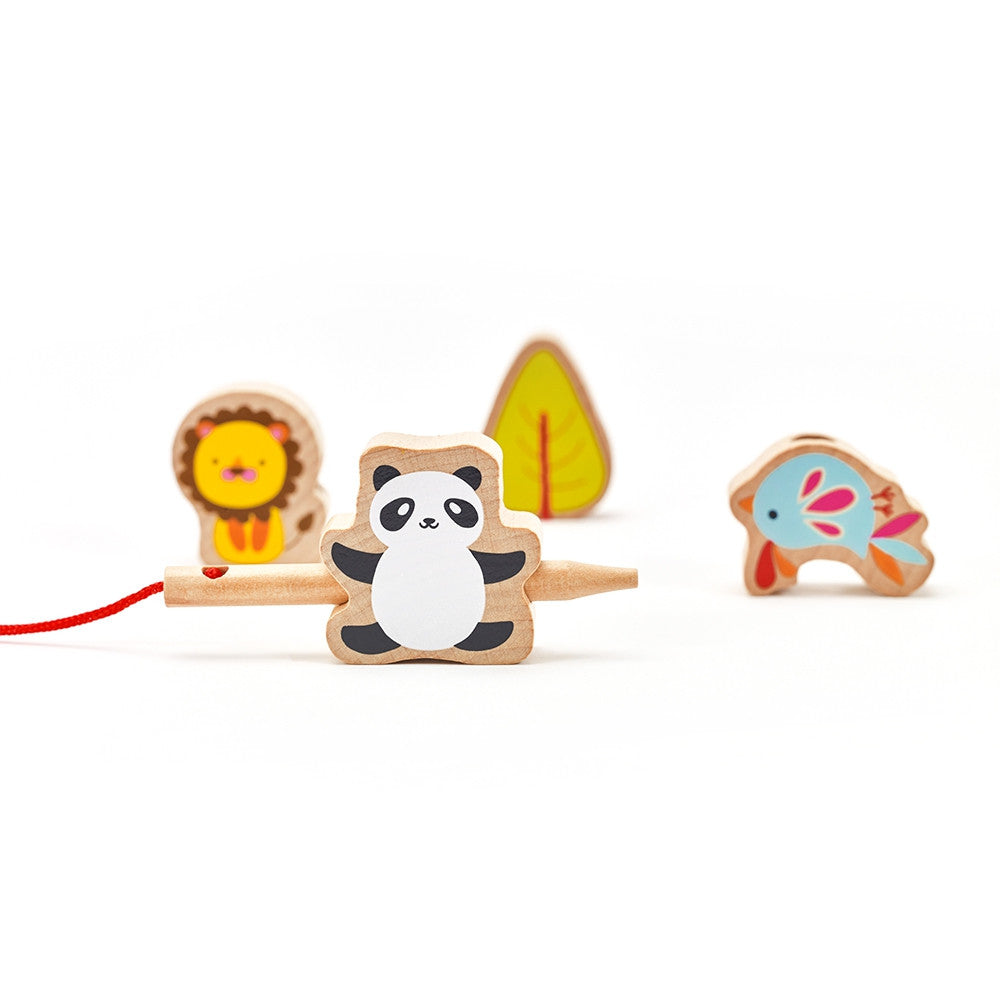 CLASSIC WORLD Fa fűzős építőelemek – ZOO, 13 darabos készlet